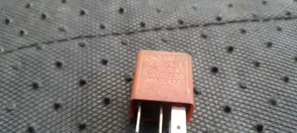 Peugeot Boxer Other relay 46520422 A727 46520422A727