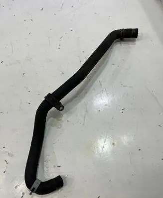 Volkswagen Touareg III Engine coolant pipe/hose