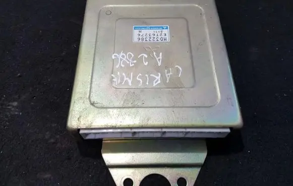 Mitsubishi Carisma Engine control unit/module md322386 e2t63276
