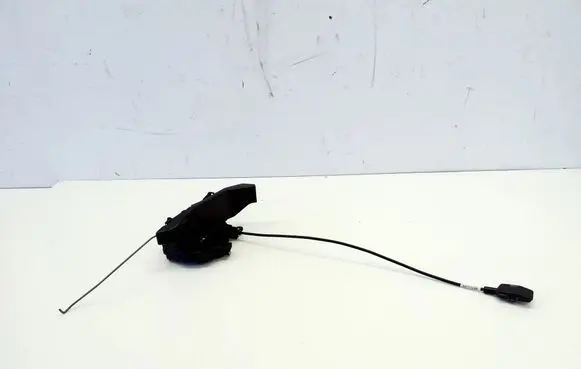 Opel Vivaro Coupe door lock (next to the handle) 93457082 805037547R