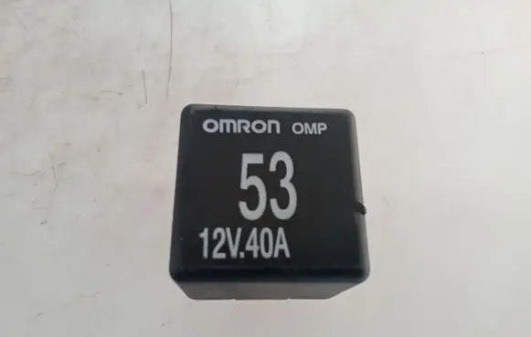 Volkswagen Transporter - Caravelle T5 Other relay 141951253B