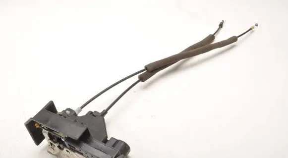 Chevrolet Epica Front door lock 
