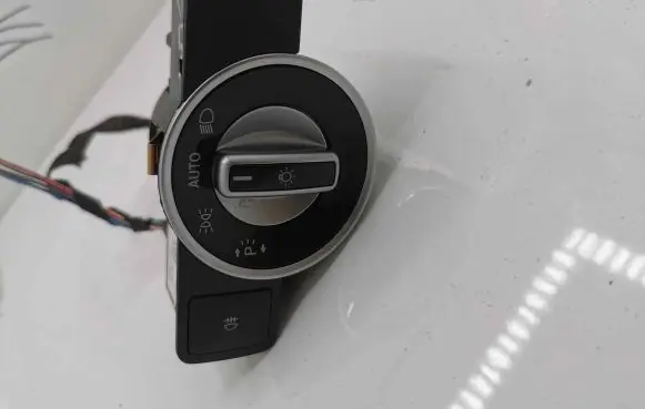 Mercedes-Benz GLK (X204) Light switch A2129050551 10091531