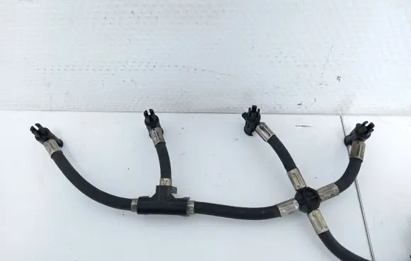 Fuel return line/hose