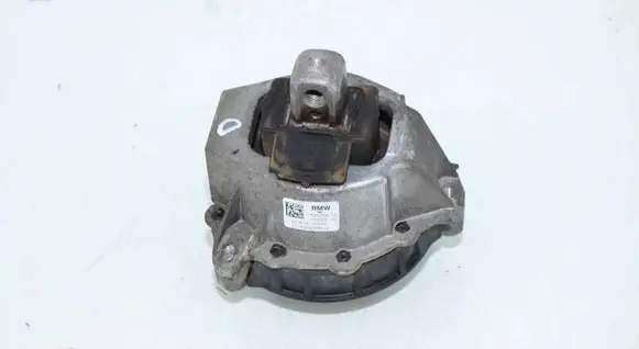 BMW 3 G20 G21 Engine mount bracket 7582318 22117582318 6876760