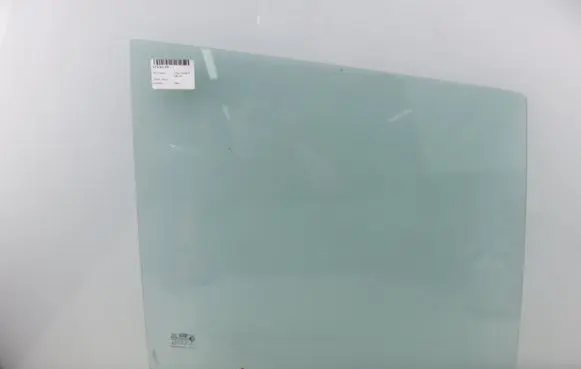 Hyundai Galloper Front door window glass four-door