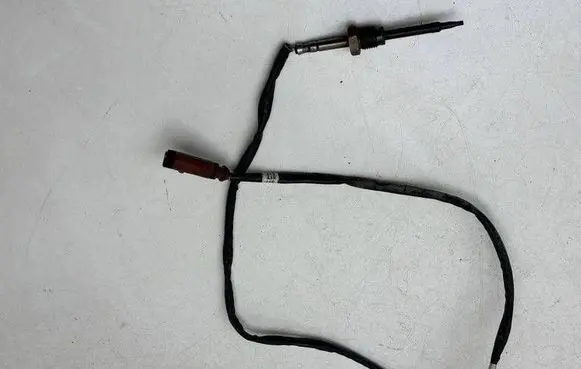 Seat Leon (5F) Exhaust gas temperature sensor 04L906088DA