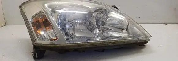 Toyota Corolla E120 E130 Headlight/headlamp 89007310 088271