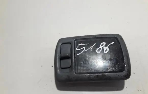 Hyundai Elantra Front seat light 028002D0