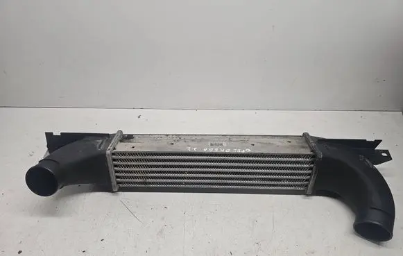 Opel Omega B2 Intercooler radiator 52482359