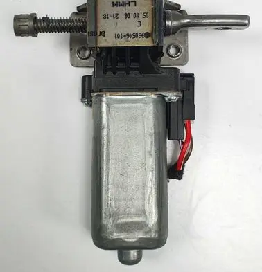 Porsche Cayenne (9PA) Seat adjustment motor 960546-101