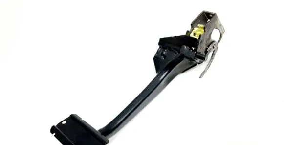 Volvo XC90 Brake pedal 32212188
