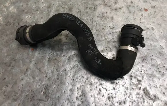Audi A4 S4 B8 8K Engine coolant pipe/hose 8K0121055BBILI 8K0121055B