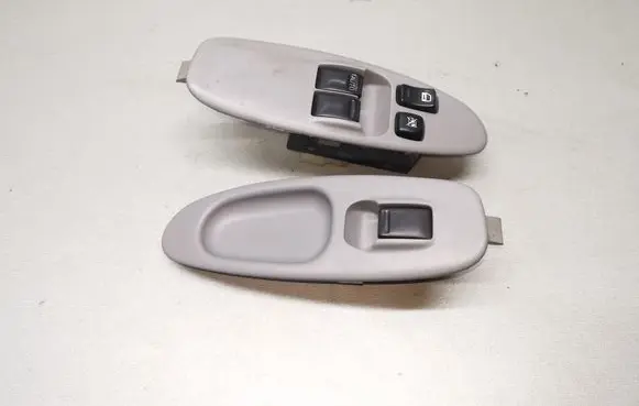 Nissan Almera Tino Electric window control switch 80961BU200 80960BU700