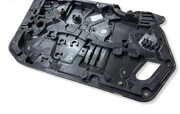 Mercedes-Benz C W205 Other front door trim element 
