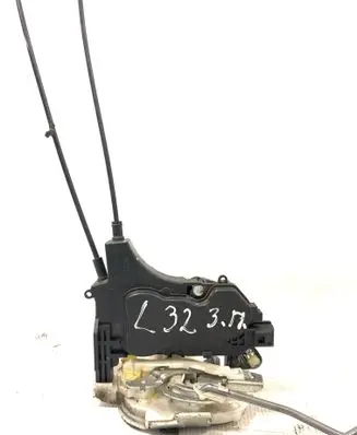 Mitsubishi Lancer X Rear door lock