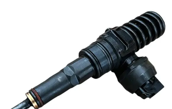 Skoda Octavia Mk2 (1Z) Fuel injector 038130073al 14077fr