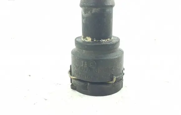 Volkswagen PASSAT B6 Engine coolant pipe/hose 3B0122291B