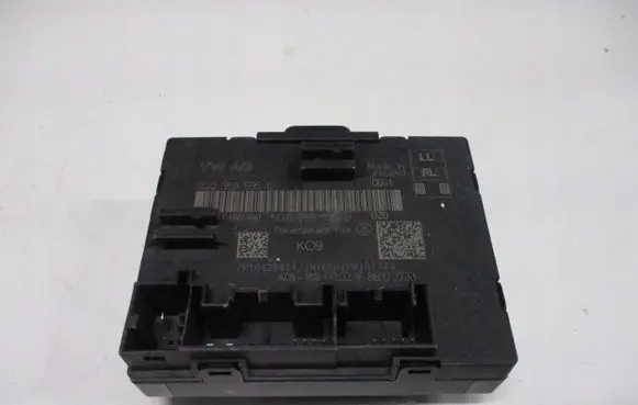 Audi A3 S3 8V Door control unit/module 5q0959595e