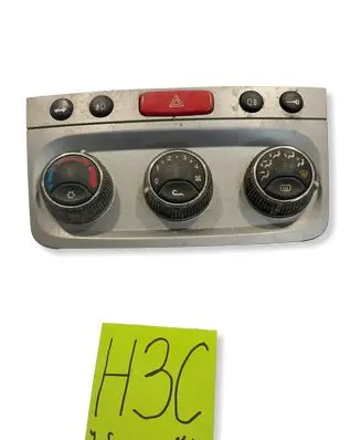 Alfa Romeo 147 Central console control unit 735337750