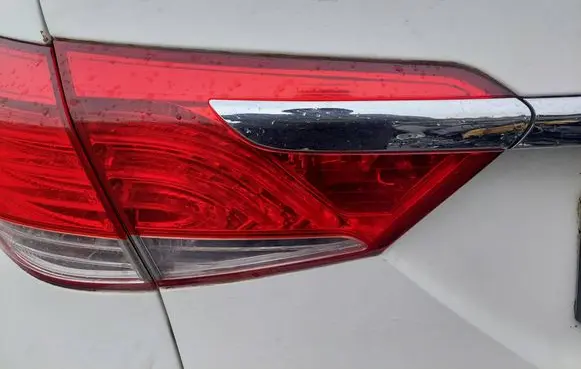 Hyundai i40 Tailgate rear/tail lights 924033z000