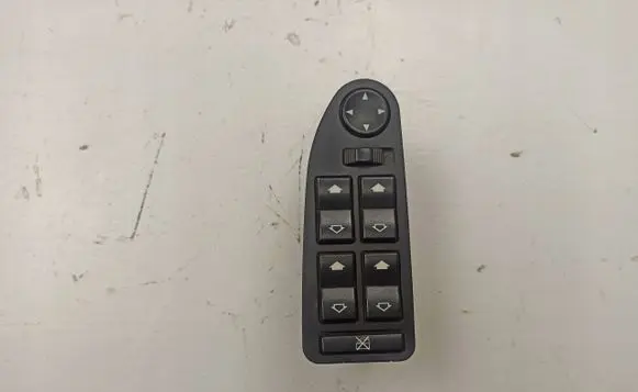 BMW 5 E39 Quarter vent window switch 8368966
