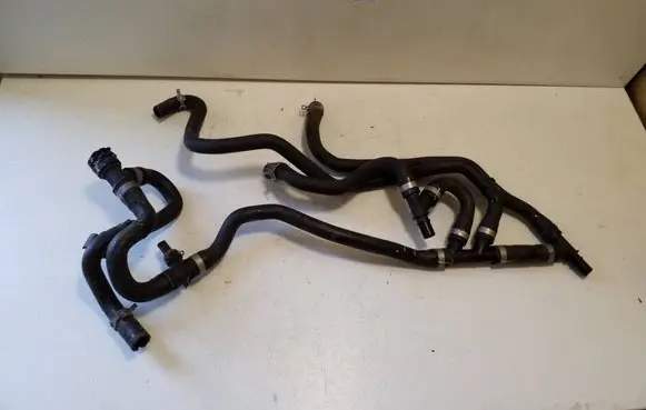Polestar 2 Engine coolant pipe/hose 32257930