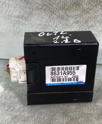 Mitsubishi Outlander Other control units/modules X4t72471 8631a955