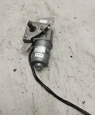 Volkswagen Multivan T5 Sliding door motor 7E1959245A 404843 1264A