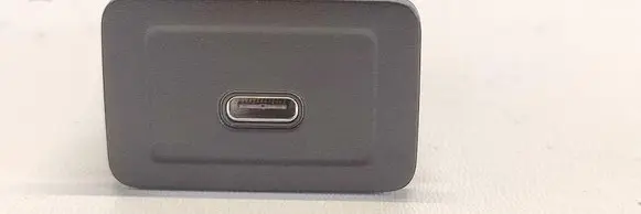 Mercedes-Benz B W247 USB socket connector A2478208602