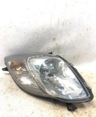 Toyota Yaris Headlight/headlamp 811500D350 89902768