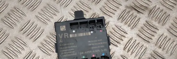 Mercedes-Benz CLS C218 X218 Door control unit/module A2189001101