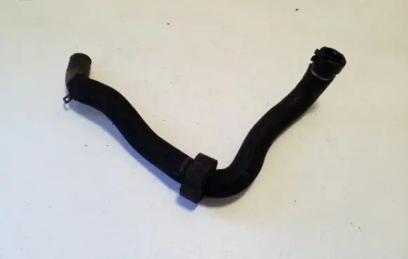 Renault Trafic III (X82) Engine coolant pipe/hose