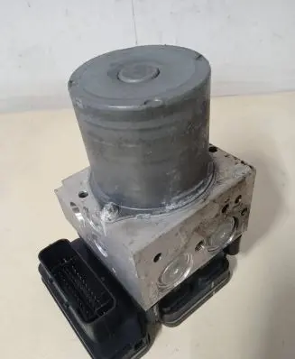 BMW X5 F15 ABS Pump 6864781 6864782