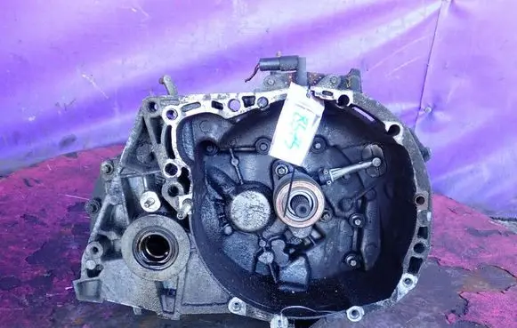 Renault Scenic II - Grand scenic II Manual 5 speed gearbox JR5104