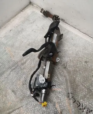 Volkswagen PASSAT B7 USA Steering wheel axle 1K1419502BH
