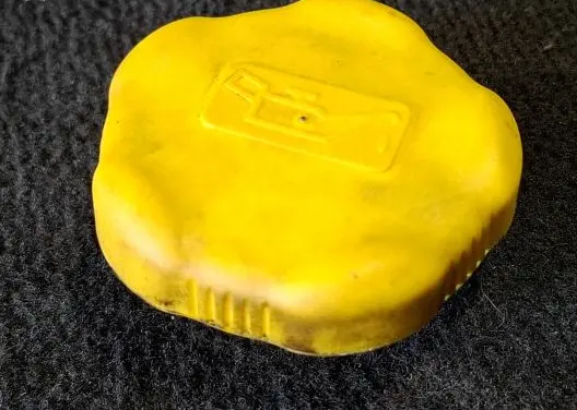 Alfa Romeo 159 Oil filter cover 