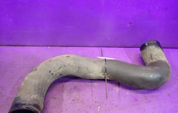 Citroen C5 Intercooler hose/pipe