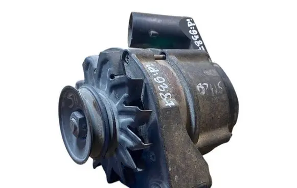 Volkswagen I LT Generator/alternator 076903023N 0120489367