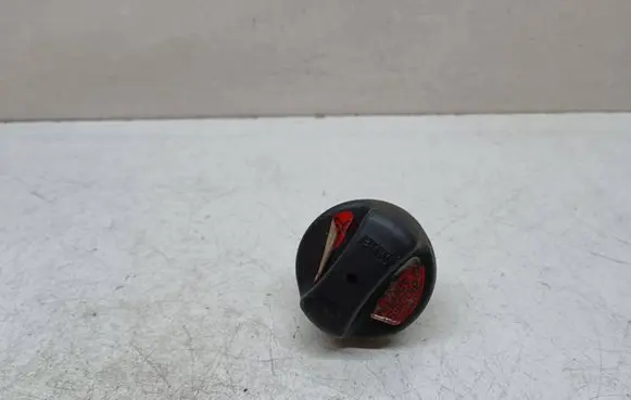 BMW X3 E83 Fuel tank filler cap