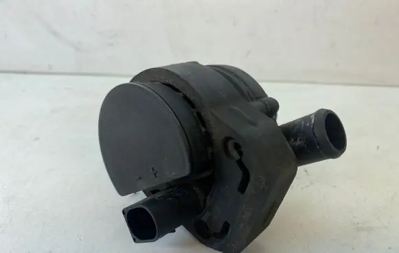Mercedes-Benz CLS C219 Electric auxiliary coolant/water pump A2118350028 3130591163
