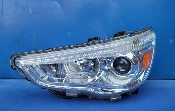 Mitsubishi ASX Headlight/headlamp P9135L