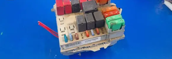 Fiat Ducato Fuse module 1332043080 13320430800