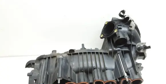 BMW 1 E81 E87 Intake manifold 7810179