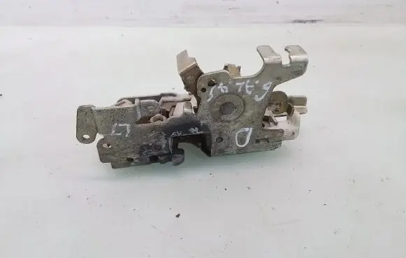 Volkswagen II LT Rear door lock 901720