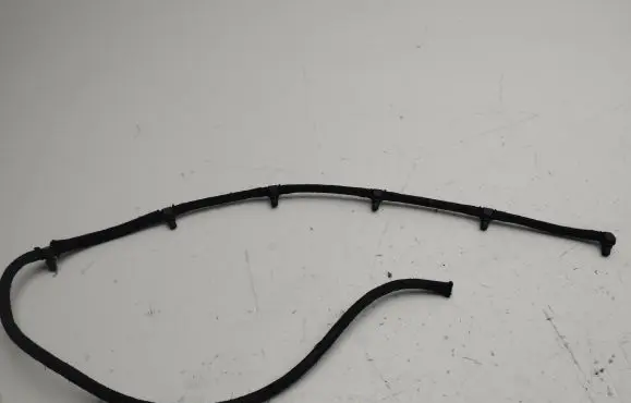 BMW 5 E39 Fuel return line/hose 