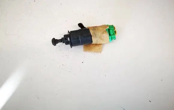 Peugeot 207 Brake pedal sensor switch 95835t02
