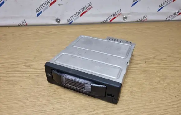 BMW 5 E60 E61 CD/DVD changer 6956939