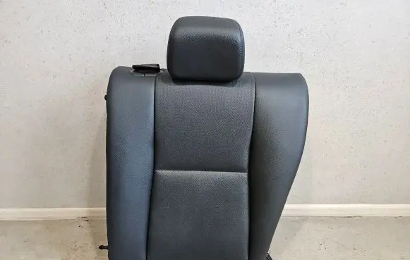 Rear seat