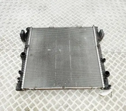 Coolant radiator